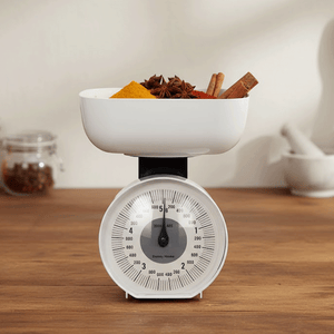 ميزان ميكانيكي مع وعاء