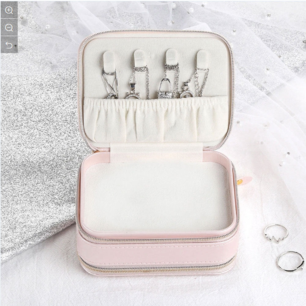 Zippered jewelry boxe with mirror