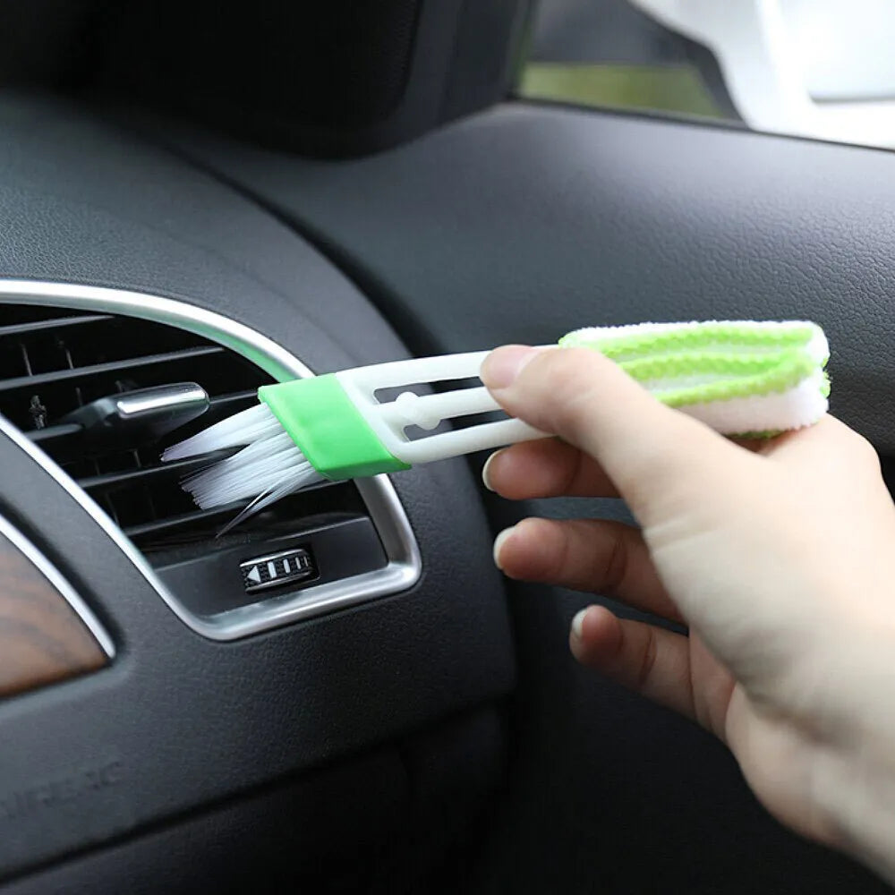 Carsun C734– Car Dust Brush Ventilation Grille Cleaning Keep