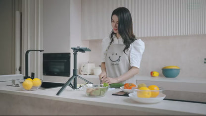 حامل عصا سيلفي ثلاثي القوائم لاسلكي Q05